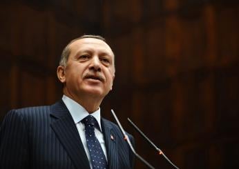 Turchia, il presidente Erdogan apre al leader siriano Assad: “Potrei invitarlo ad Ankara in qualsiasi momento”