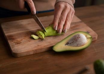 L’avocado fa ingrassare? Il fatto che contengano molti grassi significa che fanno prendere peso?