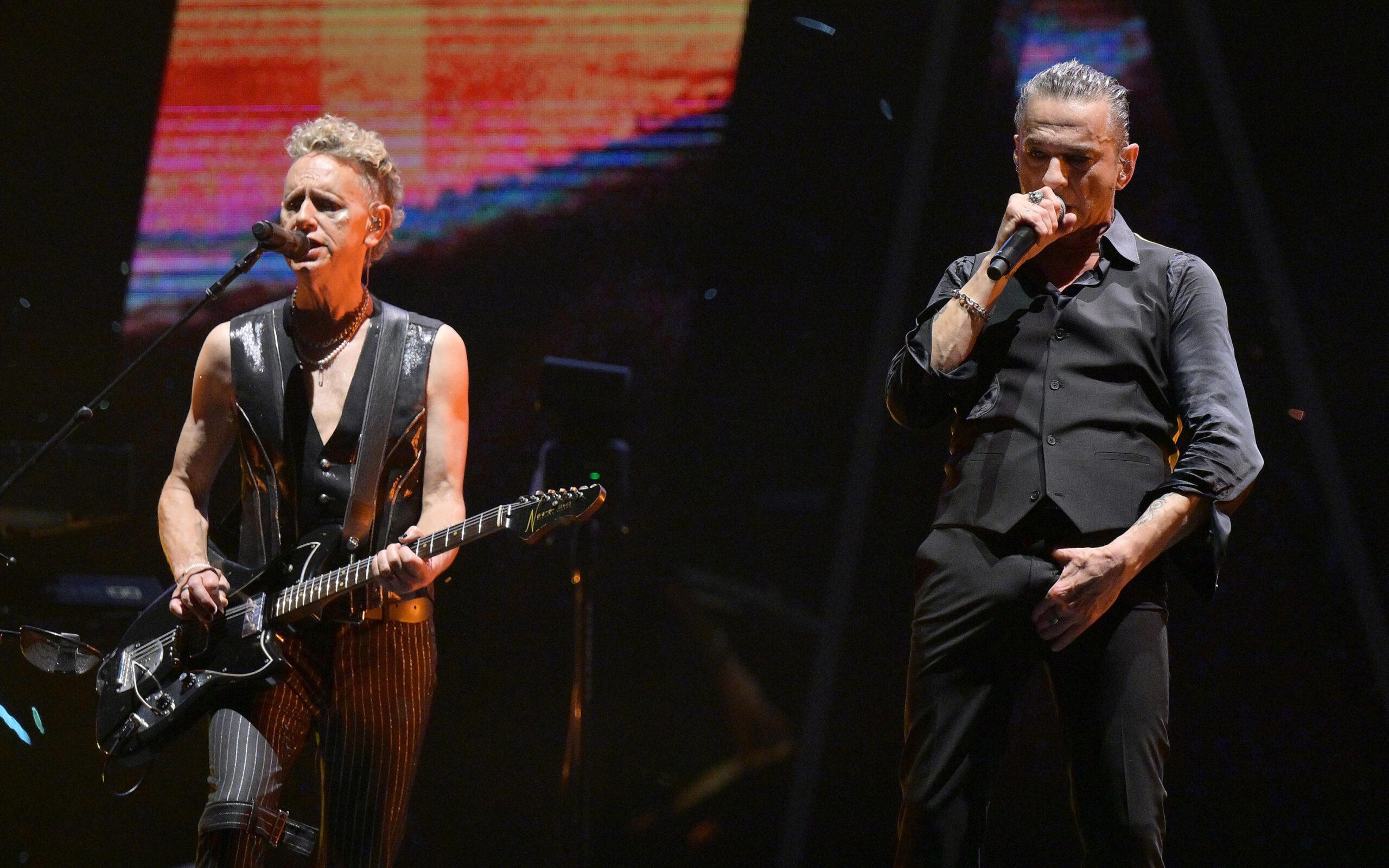 Show dei Depeche Mode a Roma: il concerto all’Olimpico è incredibile. Foto e video della serata