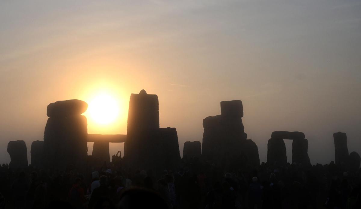 Stonehenge, secondo una nuova teoria potrebbe essere un gigantesco …