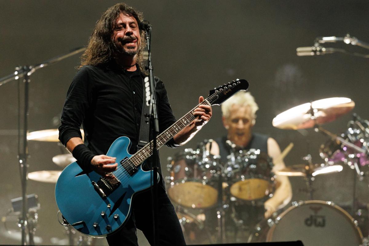 Perché Dave Grohl dei Foo Fighters ha attaccato Taylor Swift? VIDEO