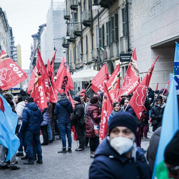 Sciopero 17 novembre, il Garante gela i sindacati. La Lega esulta: “In castigo il capriccioso Landini”