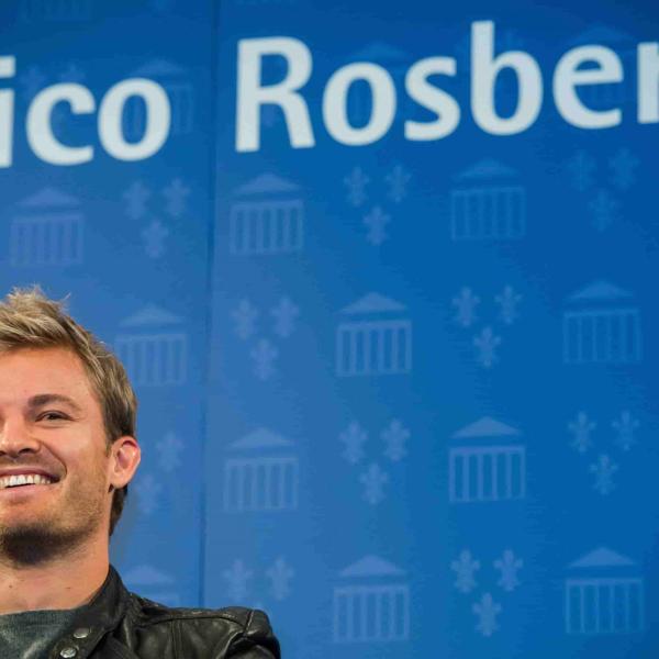 Formula 1, Nico Rosberg attacca Ferrari: “Manca la continuità”