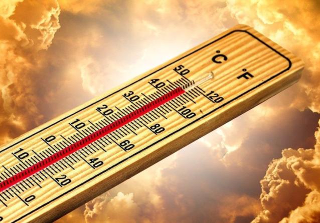 Caldo record: quanto durerà? Come contrastare il problema? La situazione in Italia e in Europa. Ne abbiamo parlato con Max Ciccazzo.