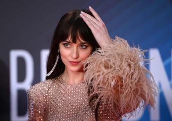 Dakota Johnson e Chris Martin stanno ancora insieme? La foto di conferma dopo i rumor sulla rottura