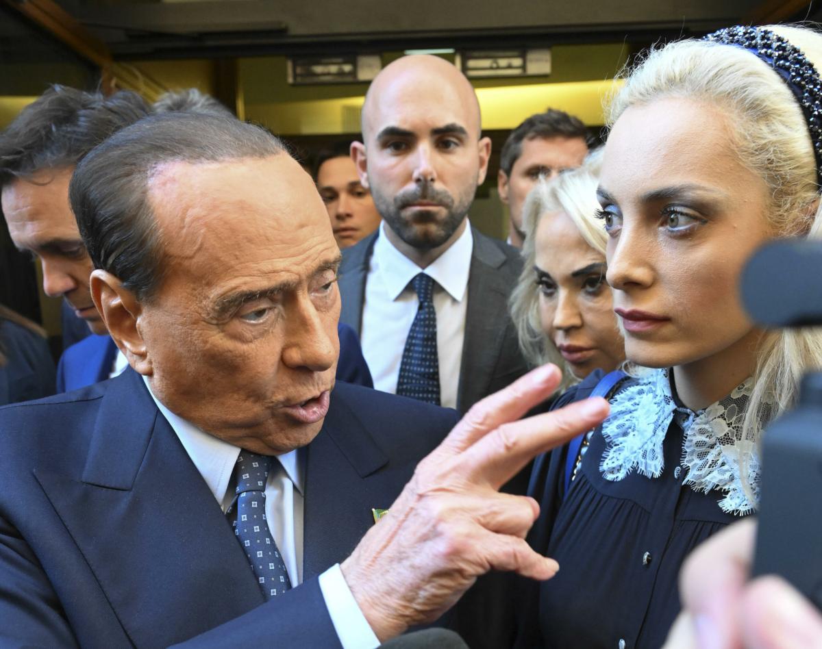 “Uniti per l’eternità”, il post di Marta Fascina per ricordare Silvio Berlusconi | FOTO