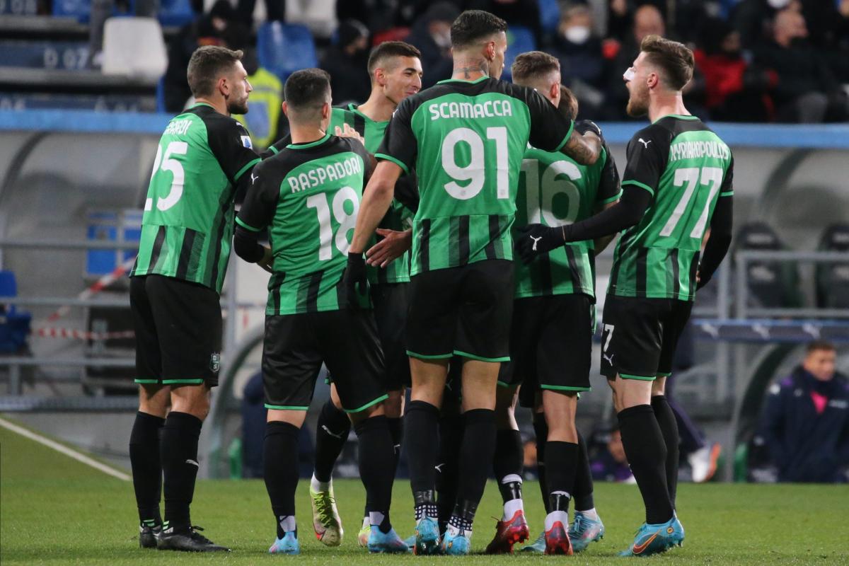 Sassuolo, intervento riuscito per Defrel: i tempi di recupero