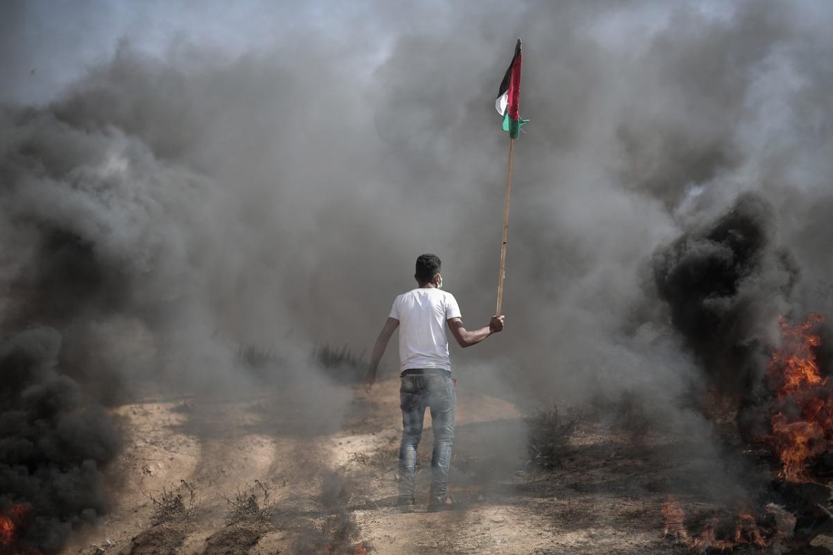 Cos’è la tecnica del roof-knocking, il “preavviso” israeliano prima…