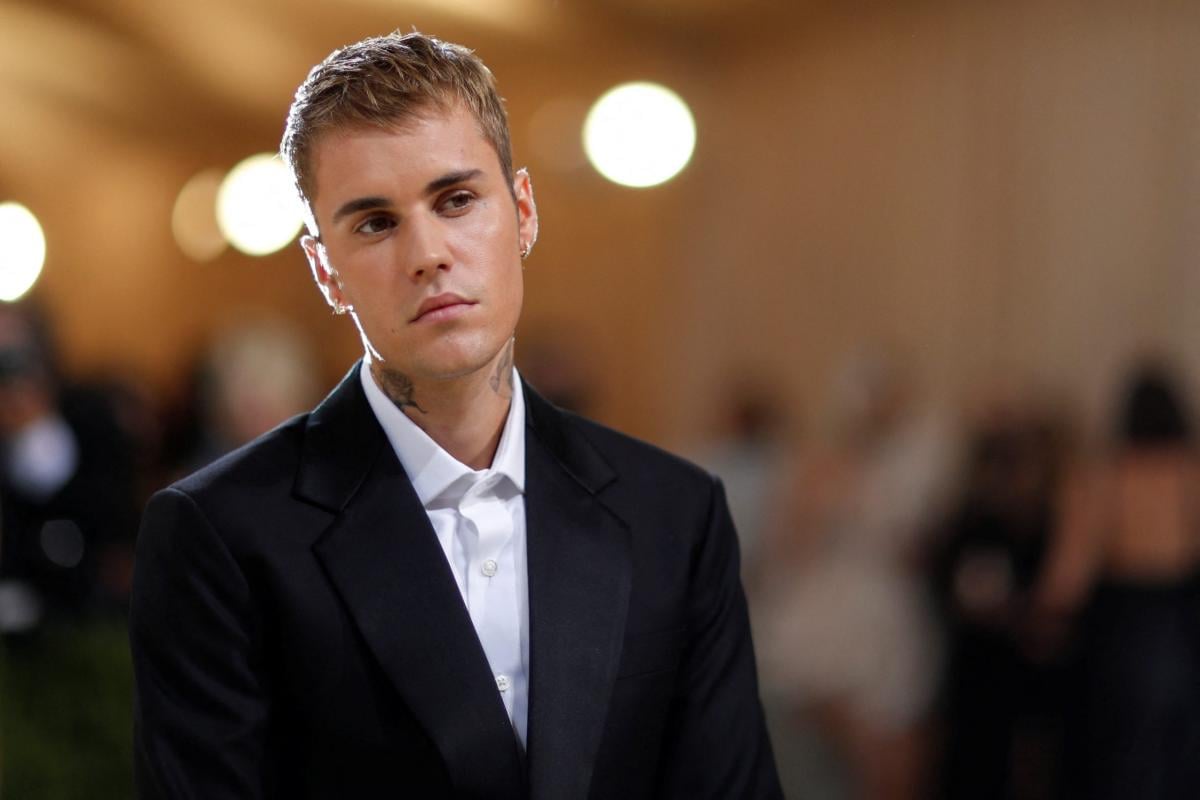 Justin Bieber, nuovo stop al tour: “Devo dare la priorità alla mia …