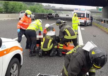 Olbia, incidente sulla SP73: scontro frontale tra due auto, 3 feriti