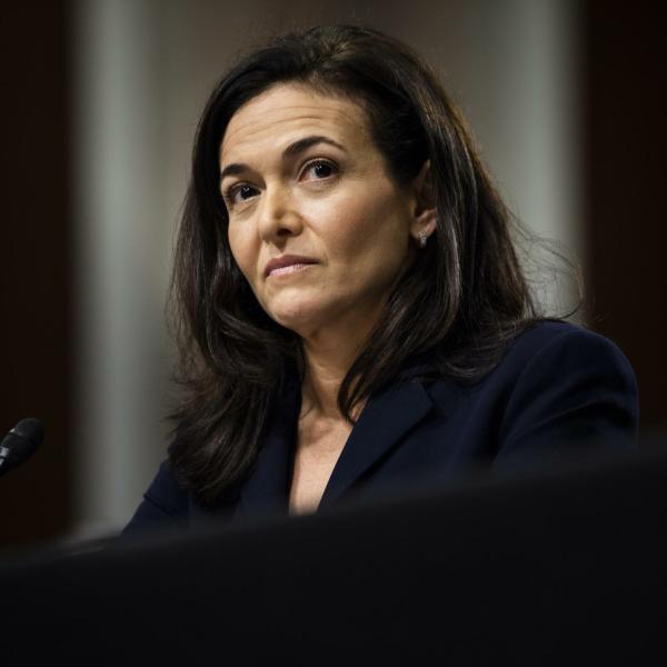 Sheryl Sandberg, chi è la storica direttrice di Meta che ha dato le dimissioni