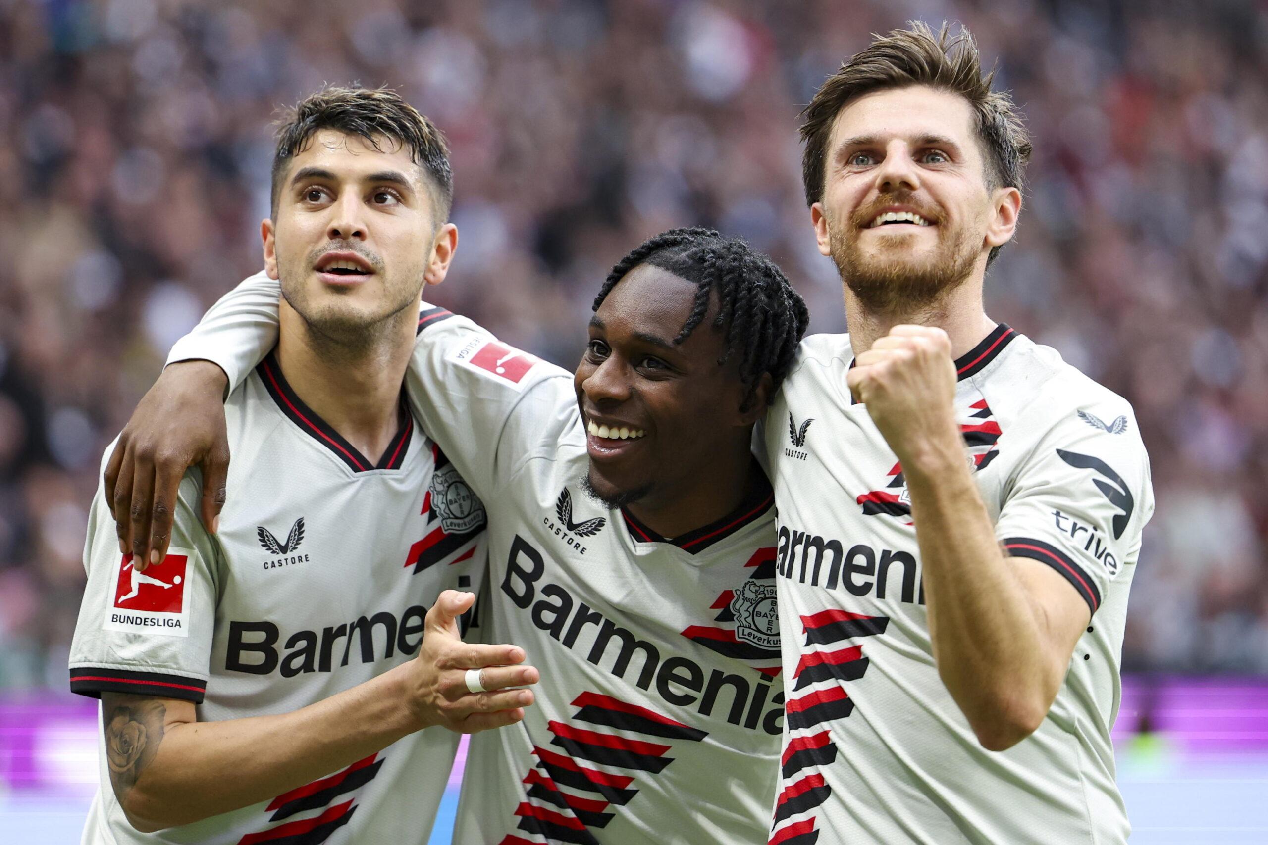 Bayer Leverkusen, continua il record d’imbattibilità: 5 partite per il treble e una stagione perfetta