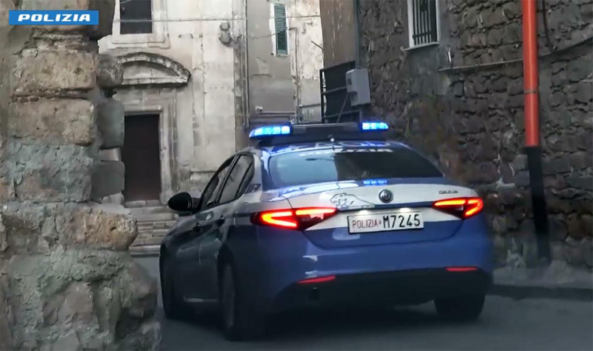 Catania, aggredita dopo una serata in discoteca: arrestati due uomini per tentata violenza sessuale e rapina