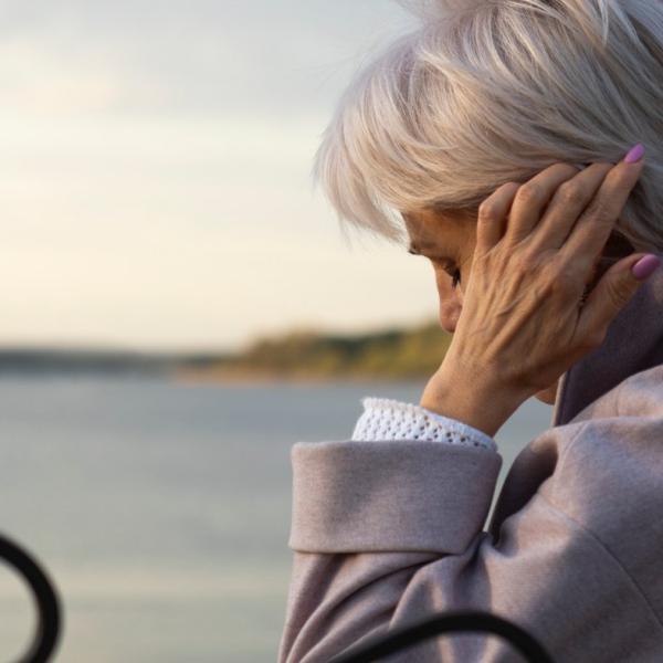 Che cos’è la sindrome del tramonto, quali sono i sintomi e la terapia