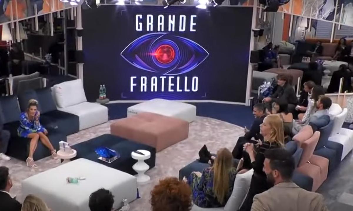 Grande Fratello, riassunto 19 ottobre 2023: cosa ha scritto Heidi n…