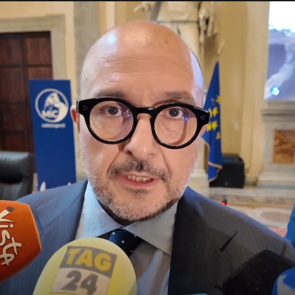 Musei Italiani, al via l’app contro il bagarinaggio ma le nuove nomine al Mic possono attendere. Sangiuliano: “Le vedrete in Gazzetta Ufficiale”| FOTO&VIDEO