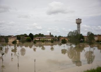 Maltempo, riaperti altri tratti della A14. A Ravenna resta tutto chiuso