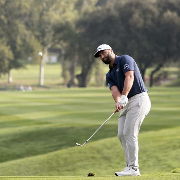 Golf, al via il DP World Tour Championship 2023: Jon Rahm difende i…