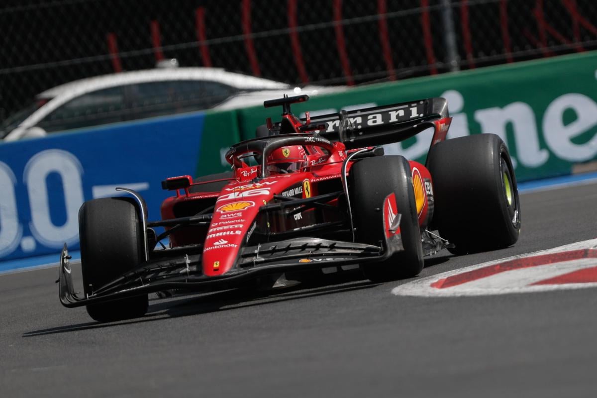 F1, qualifiche: in pole Verstappen. 2° Leclerc, solo 16° Sainz