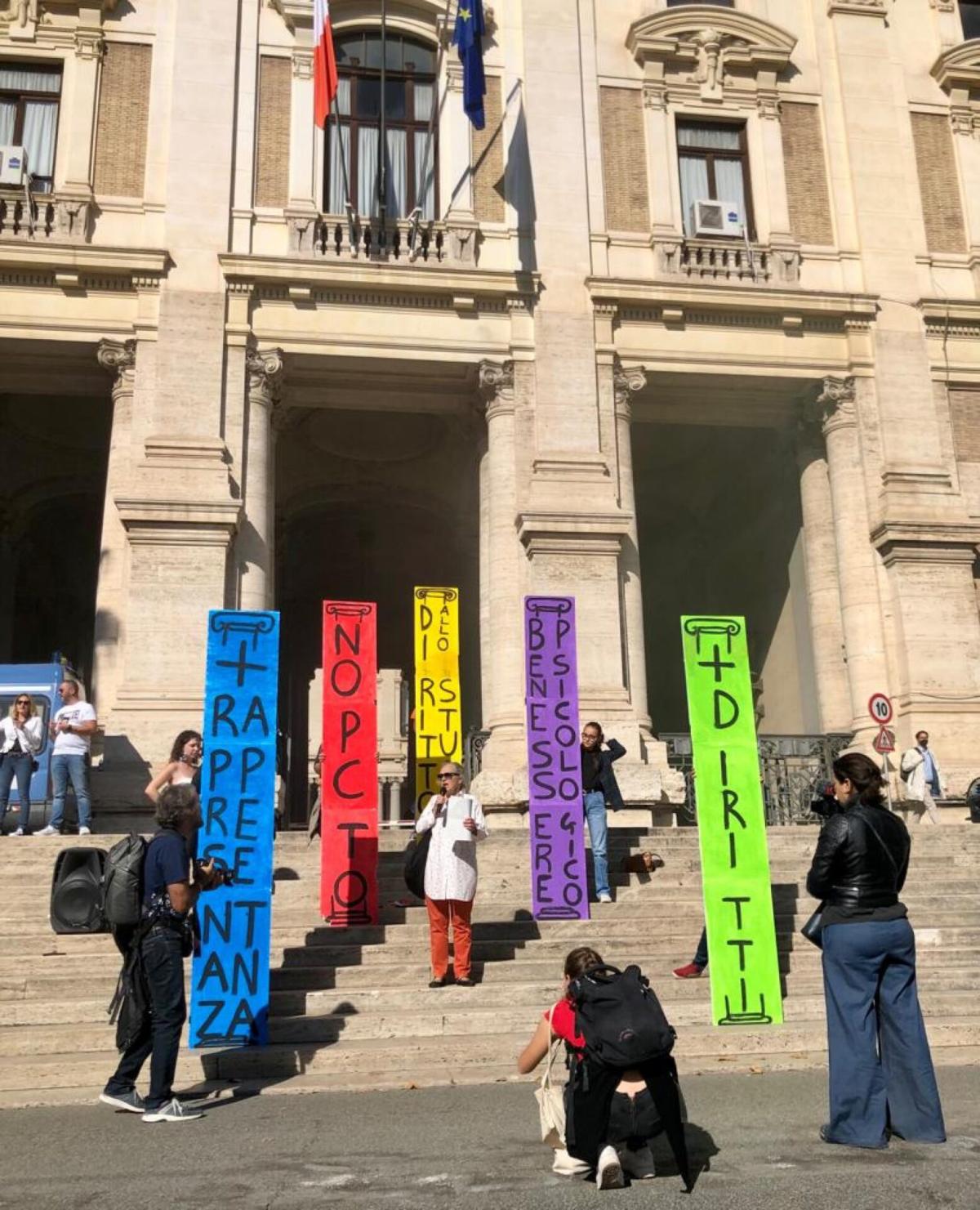 Mobilità personale scolastico, manca la firma della UIL Scuola RUA