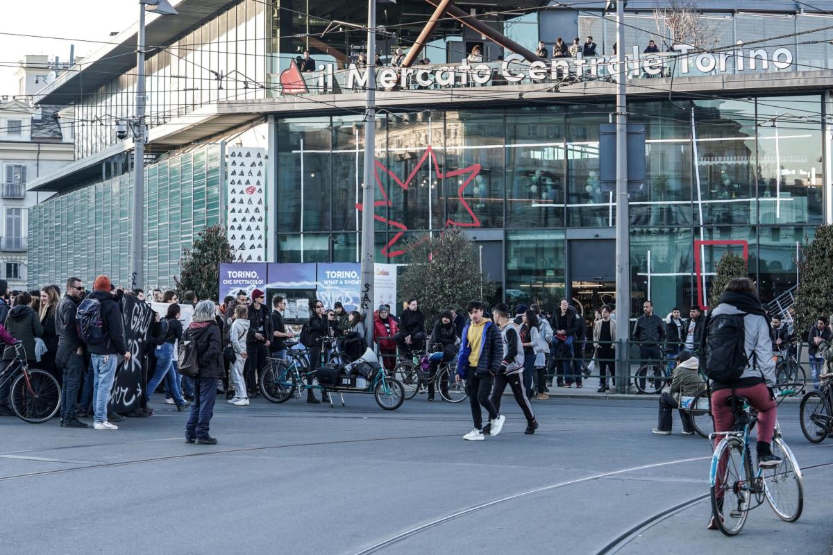 Torino, nuovo pop-up store di Shein: per quanto apre e quali sono i…