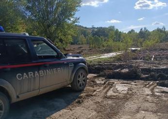 Mattia Luconi, ritrovato il corpo del bambino disperso dopo l’alluvione nelle Marche: la conferma della maglietta.