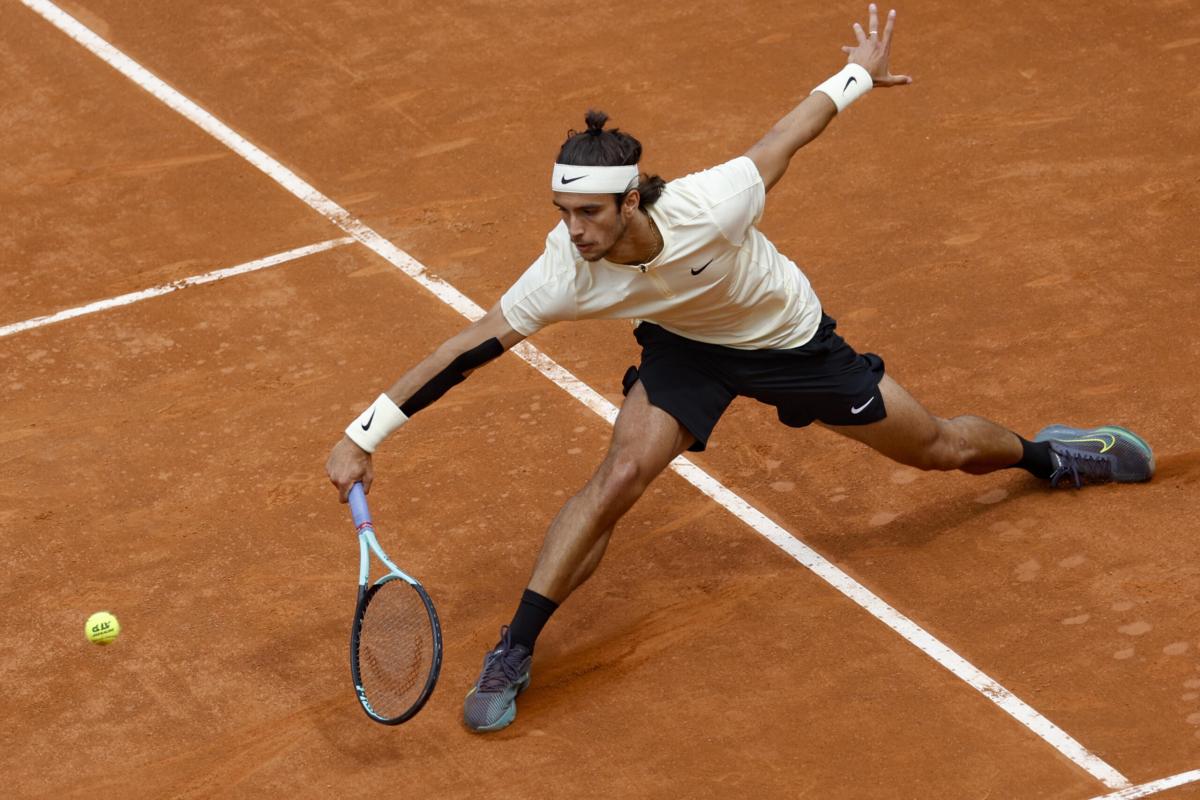 Roland Garros, Musetti da favola contro Norrie. Fognini si ferma