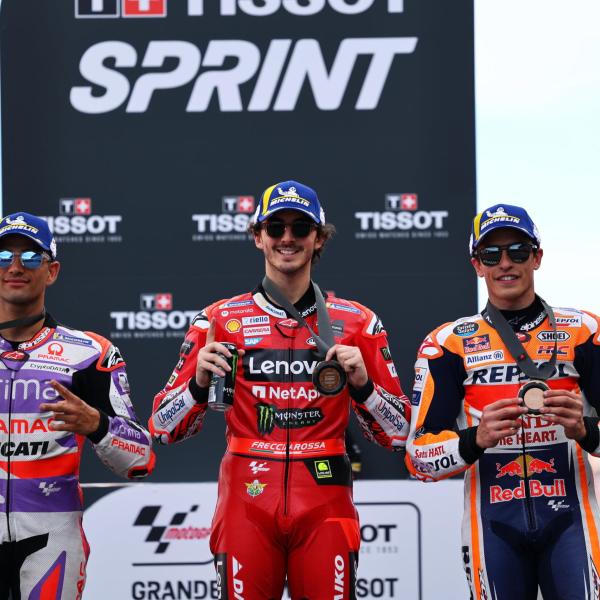 MotoGp, sprint race Portogallo: Pecco Bagnaia vince. Male Enea Bastianini