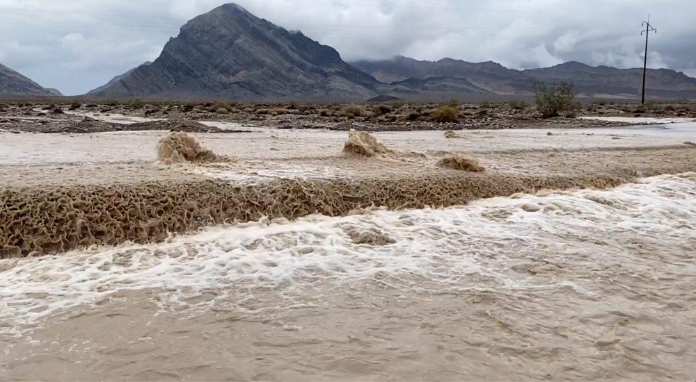 Inondazione senza precedenti nella Death Valley in California