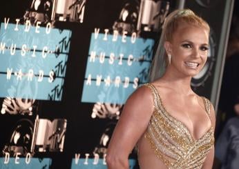 Britney Spears fa uso di droga? Le accuse del padre e del suo ex: “Farà la fine di Amy Winehouse”