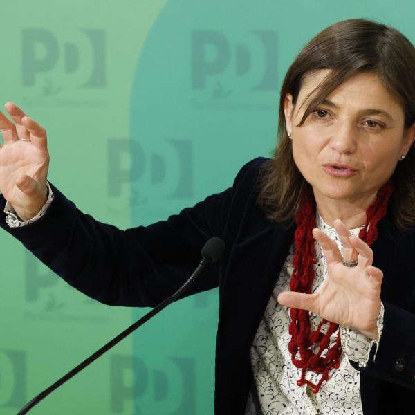 Riforma della giustizia, Serracchiani (Pd): “Con il premierato e l’autonomia differenziata smantella la Costituzione” | VIDEO