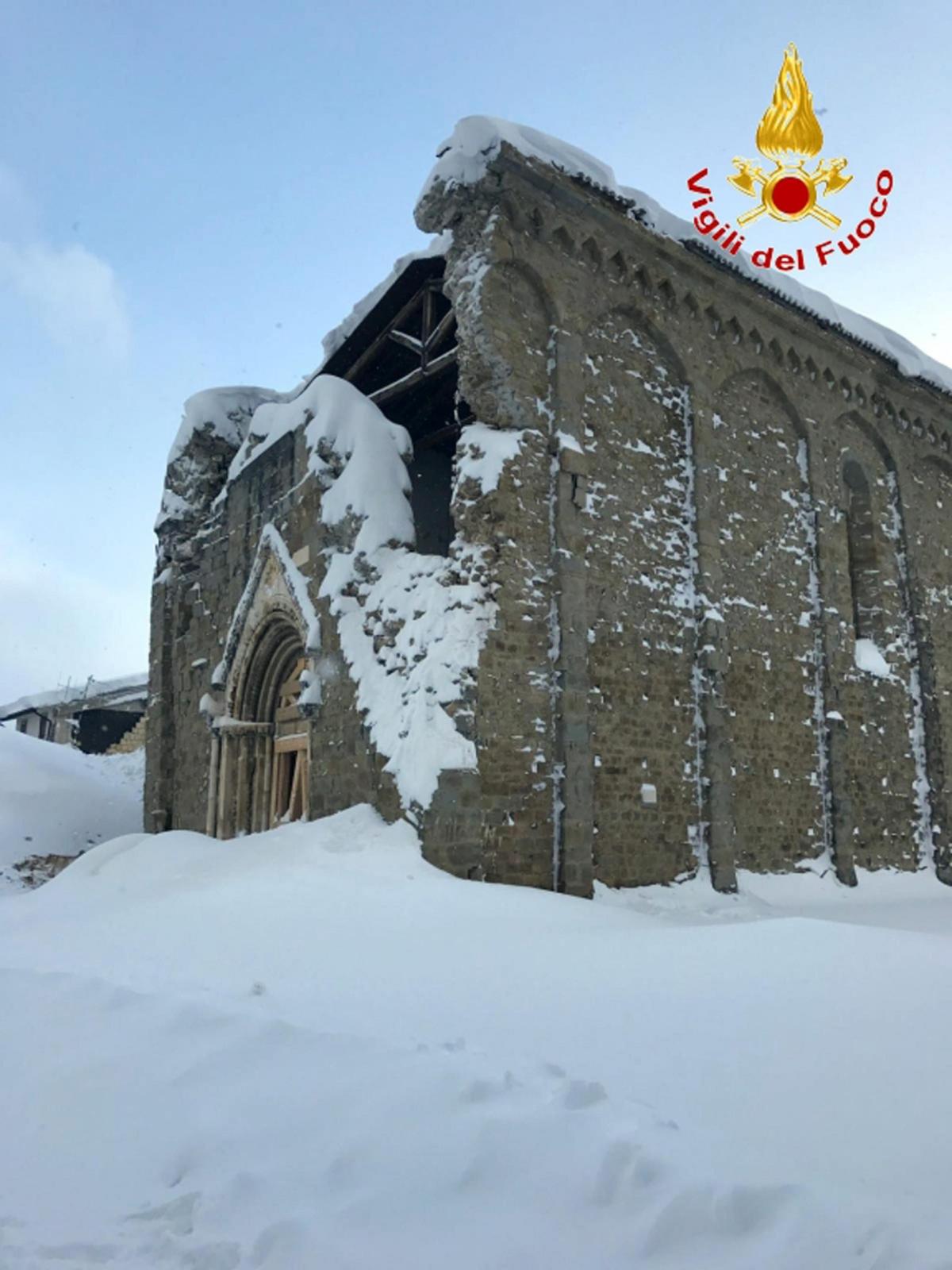 Maltempo e neve a centro Italia, Amatrice situazione disastrosa