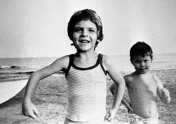 La storia di Alfredino Rampi: causa morte, genitori, fratello, tomba e film del bambino caduto nel pozzo a Vermicino il 10 giugno 1981