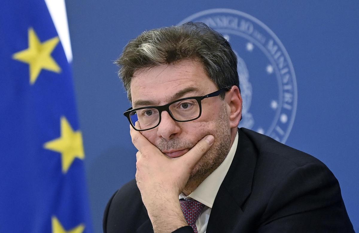 Tassazione, Giorgetti: “Non possiamo tassare allo stesso modo chi è…