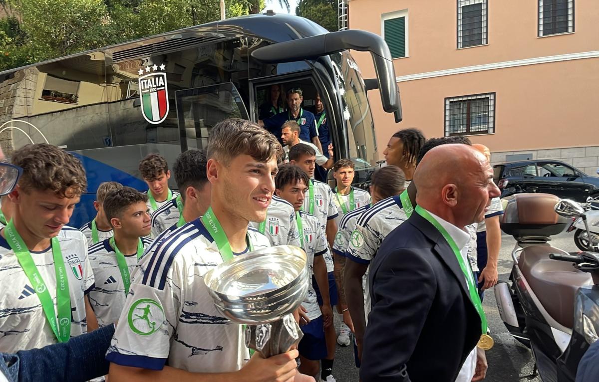 Italia Under 19, festa grande per i ragazzi di Bollini | Video