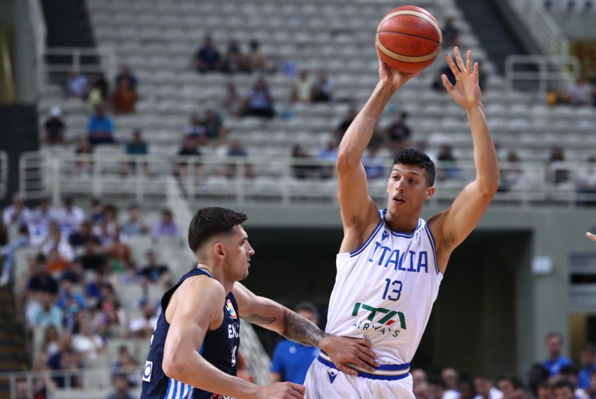 Basket, l’Italia vince anche contro il Brasile 93-87