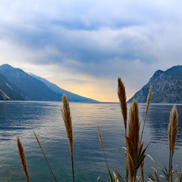 Siccità in Italia: il Lago di Garda mai così basso negli ultimi 70 anni