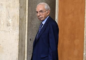 Ipotesi governo tecnico, l’ex presidente del Consiglio Amato: “Io possibile premier? Penoso e comico”