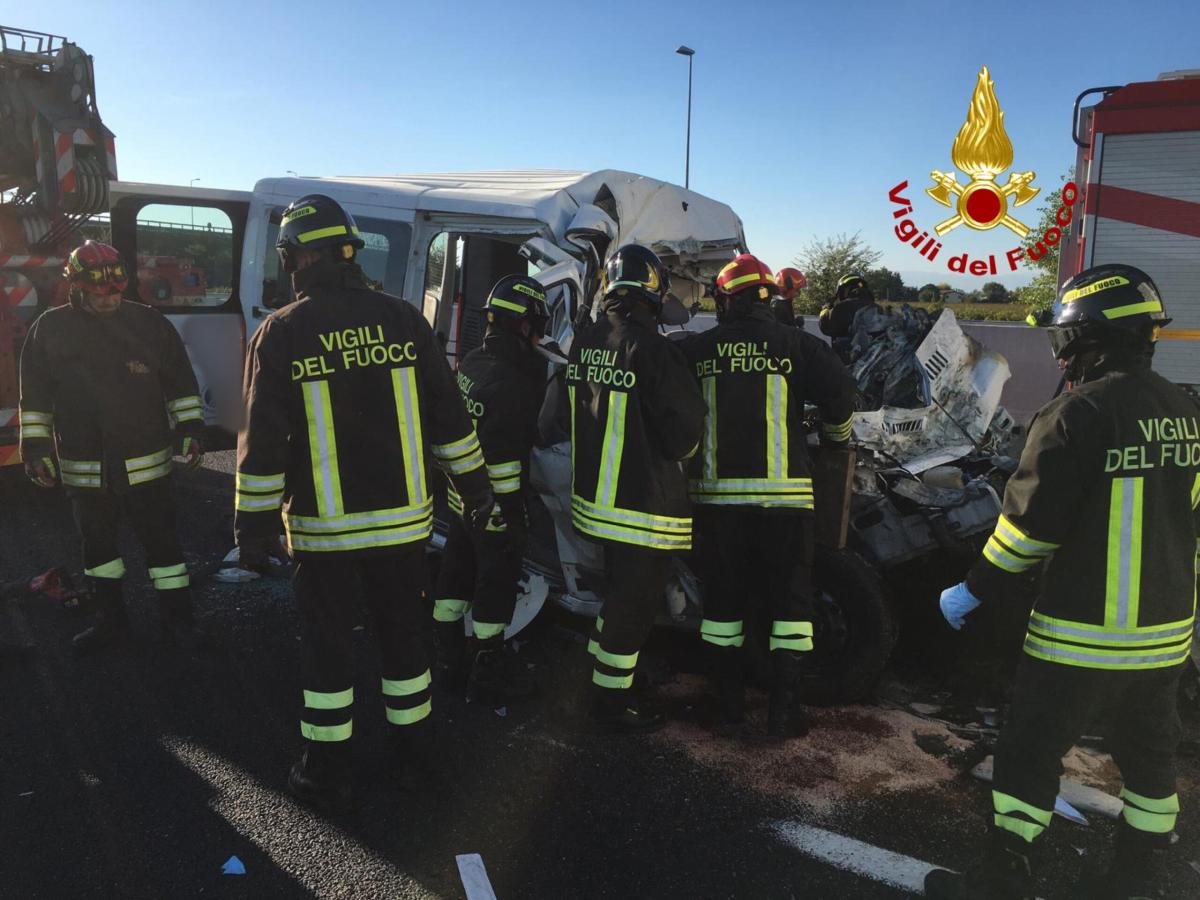 Incidente sulla A14 tra Loreto e Ancona Sud: morto l’autista dell’a…