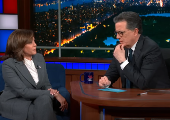 Usa 2024, Kamala Harris ospite al “The Late Show” di Stephen Colbert: la prima volta da candidata