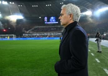 Lazio – Roma 1-0, post partita Mourinho: “Perso per un rigore moderno da VAR,  senza Dybala tutto cambia”