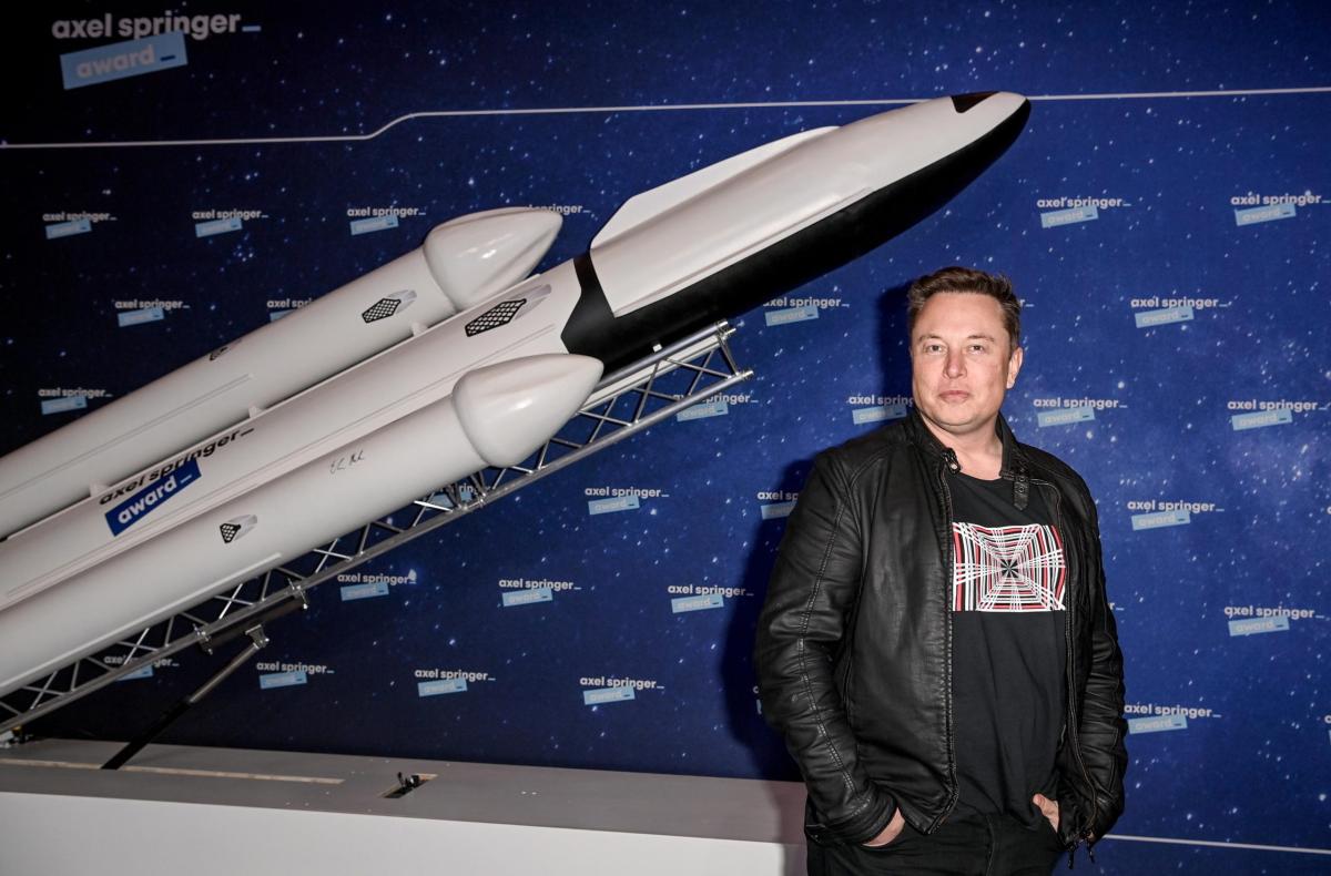 La Russia minaccia la distruzione dei satelliti di Elon Musk che te…