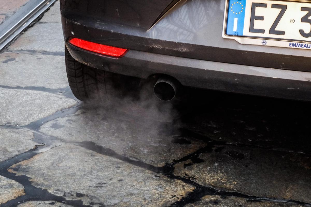 Incentivi auto non inquinanti 2022: come fare domanda