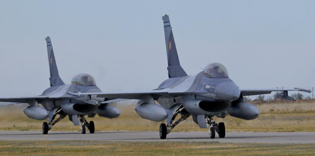 Guerra Russia-Ucraina, come gli F-16 americani potrebbero cambiare …