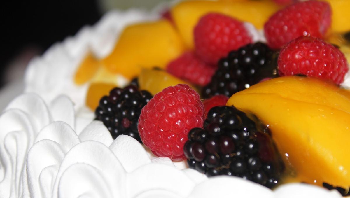 Come si fa la Pavlova: ricetta originale di uno tra i dessert più s…