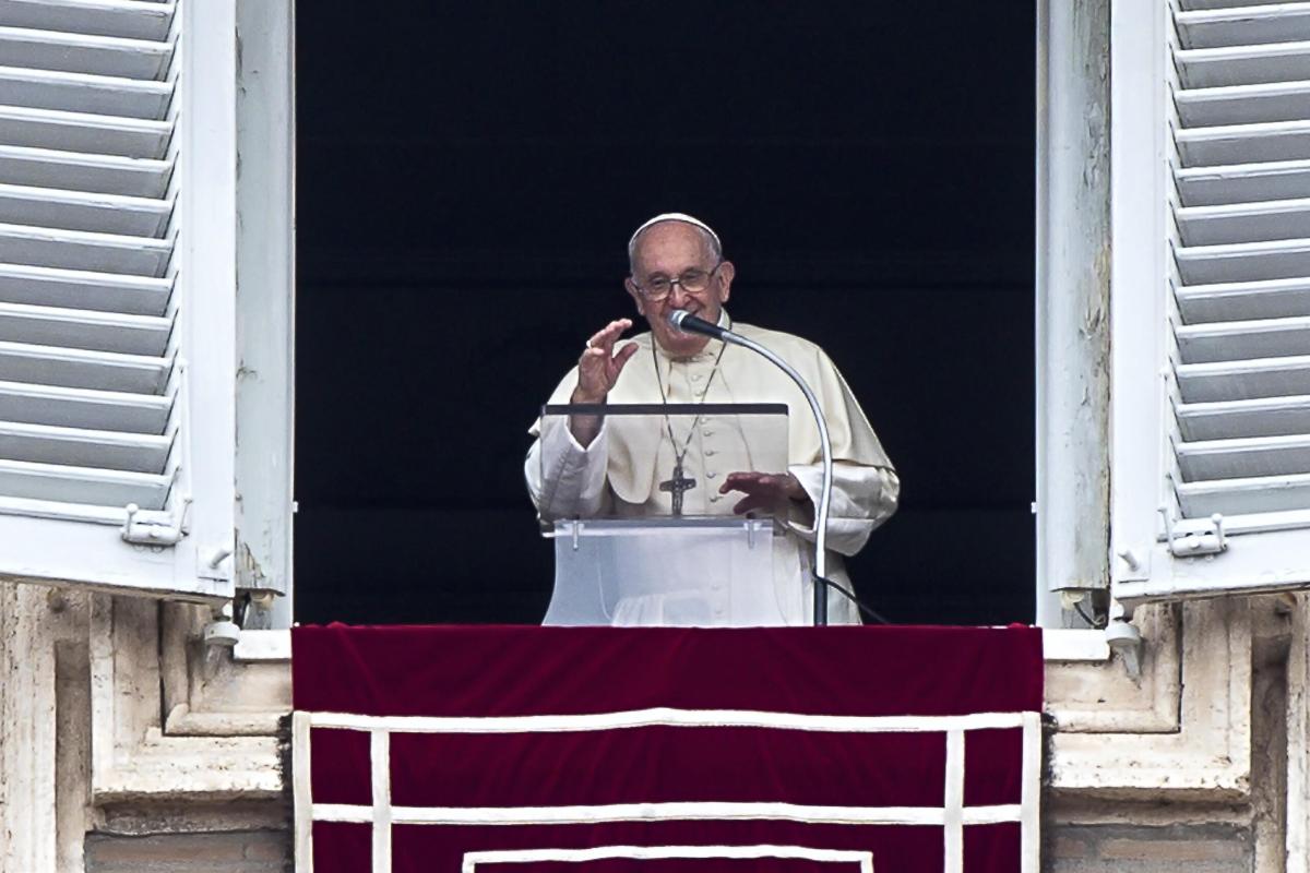 L’Angelus di Papa Francesco: “Profeta è ciascuno di noi”