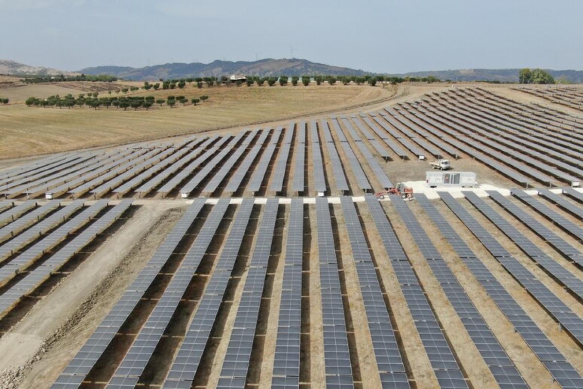 Fotovoltaico a terra, il parco più grande della Basilicata realizza…