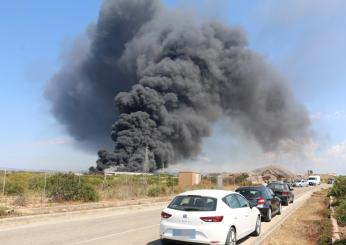 Vasto incendio nell’azienda Nitrolchimica di San Giuliano Milanese….