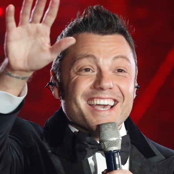 Tiziano Ferro presenta il suo nuovo libro La Felicità al Principio, il tour: ecco le date, dove incontrarlo