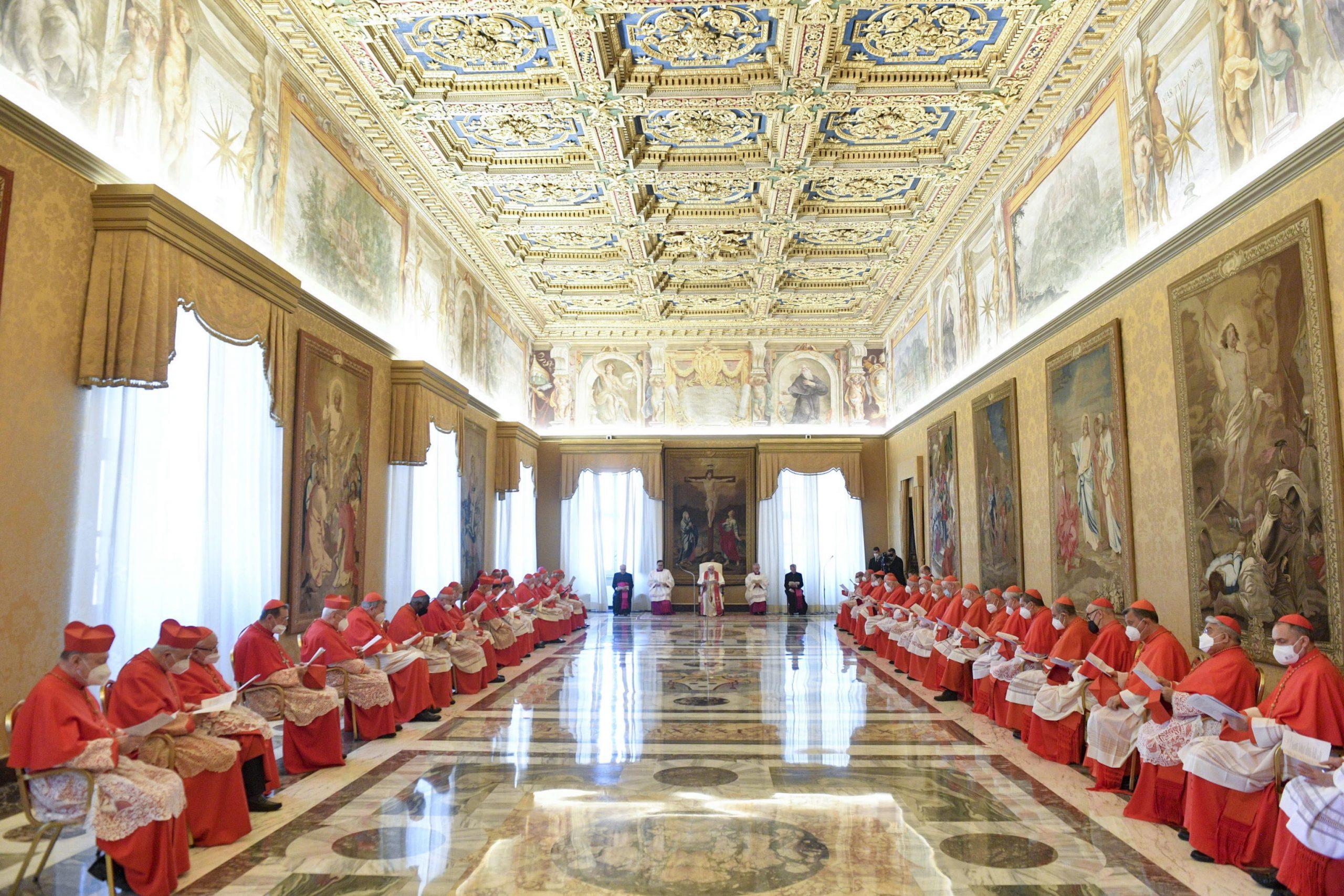 Maxitruffa a Musei Vaticani, furto high-tech opere d’arte: bufera sui diritti di Leonardo e Raffaello